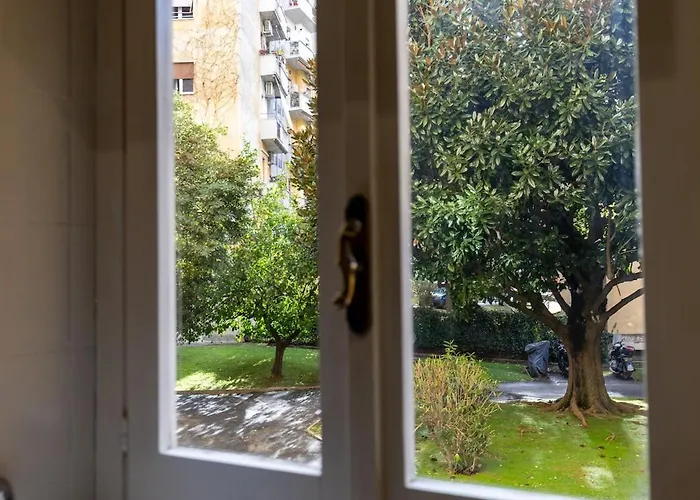Eur-montagnola 4 Guest Apartment, 15 Minutes From The Colosseum, Trastevere Apartamento *